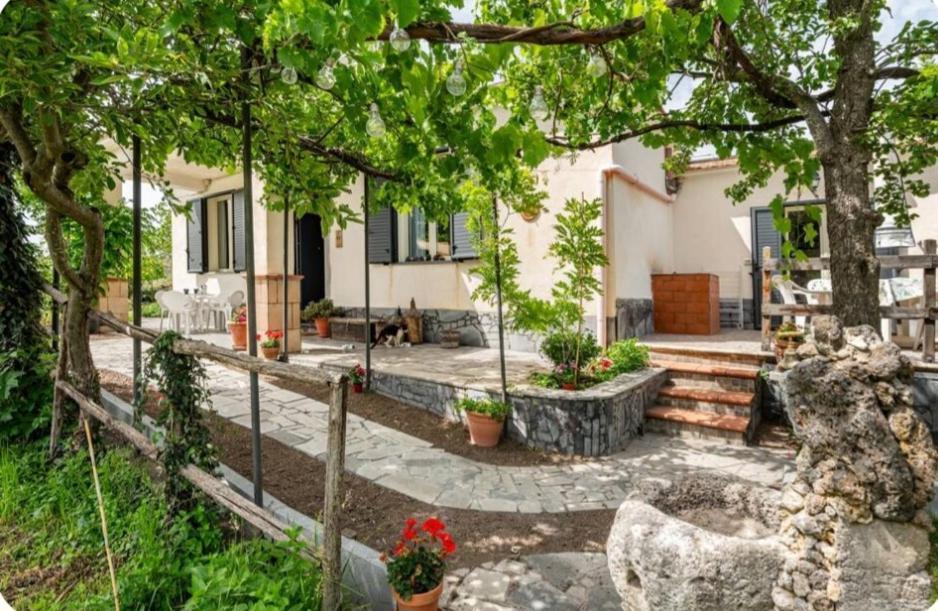 Etna, Salvia E Rosmarino Villa Maletto Luaran gambar